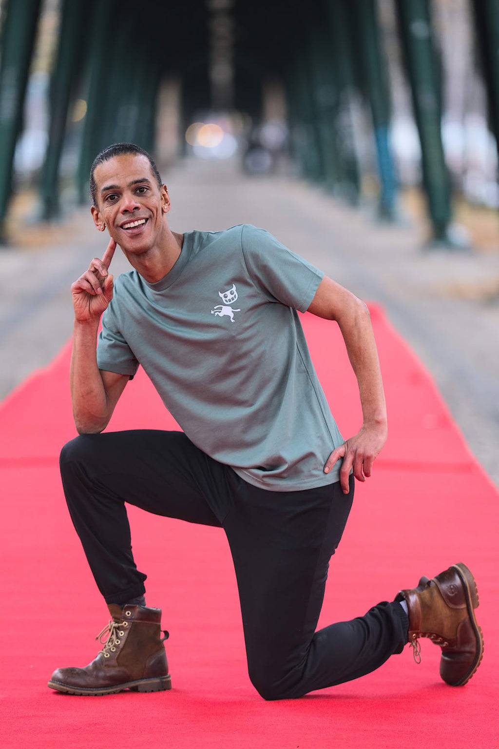 Pfeffersport -  T-Shirt Unisex - Olivgrün