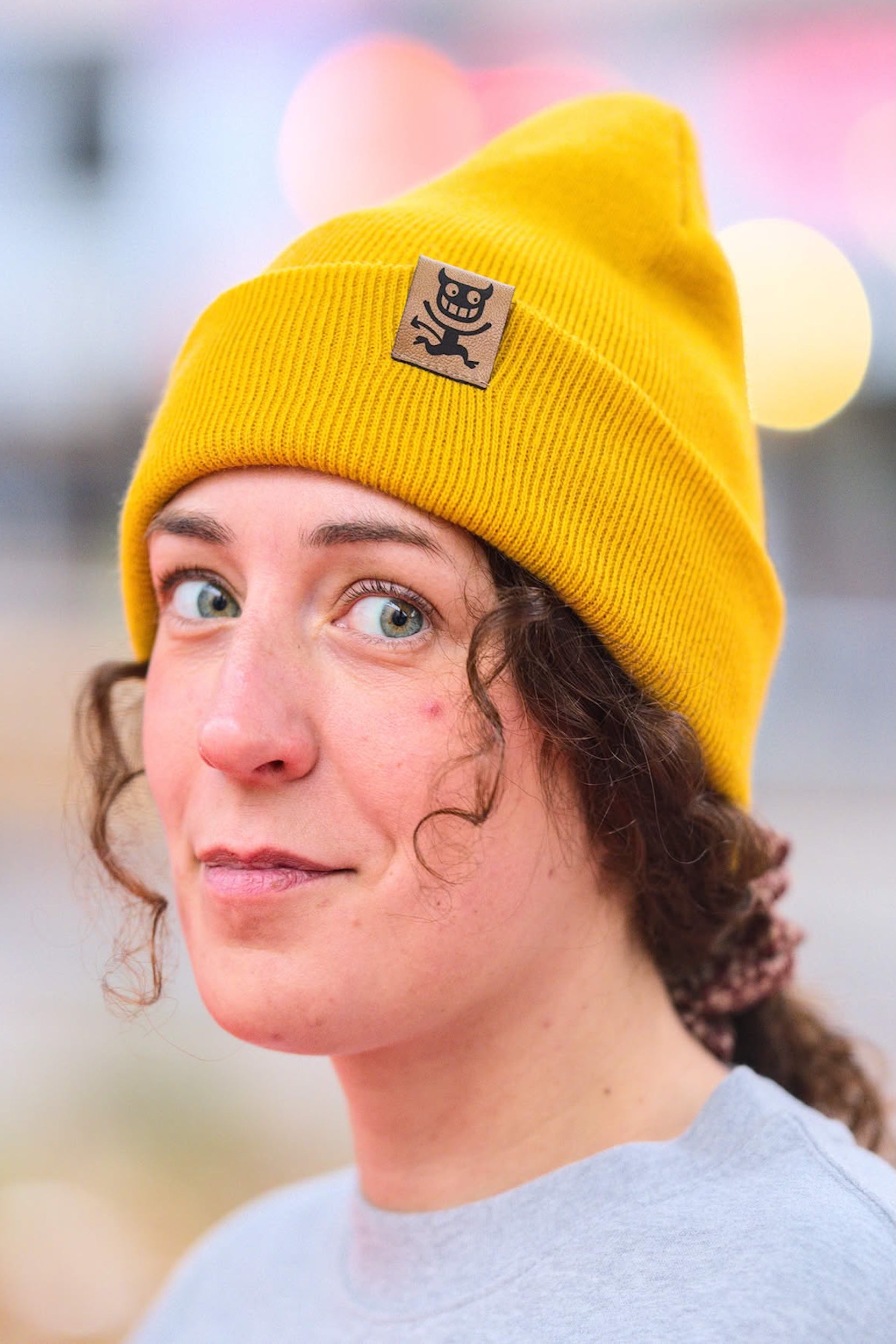 Pfeffersport Beanie Senfgelb