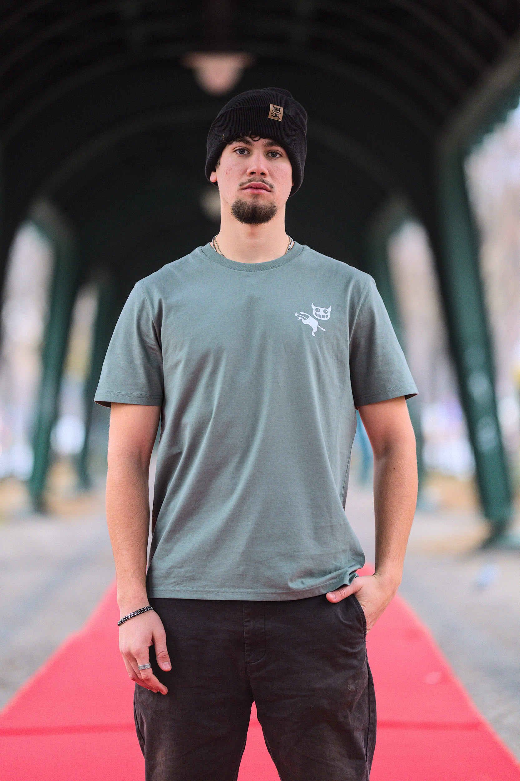 Pfeffersport -  T-Shirt Unisex - Olivgrün